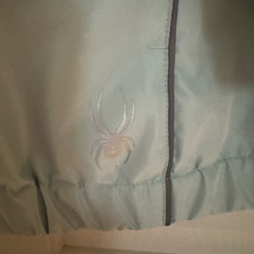 Spyder Rain Jacket w Hood - Beautiful Mint Color, Size Large, Perfect Condition - Picture 3 of 6